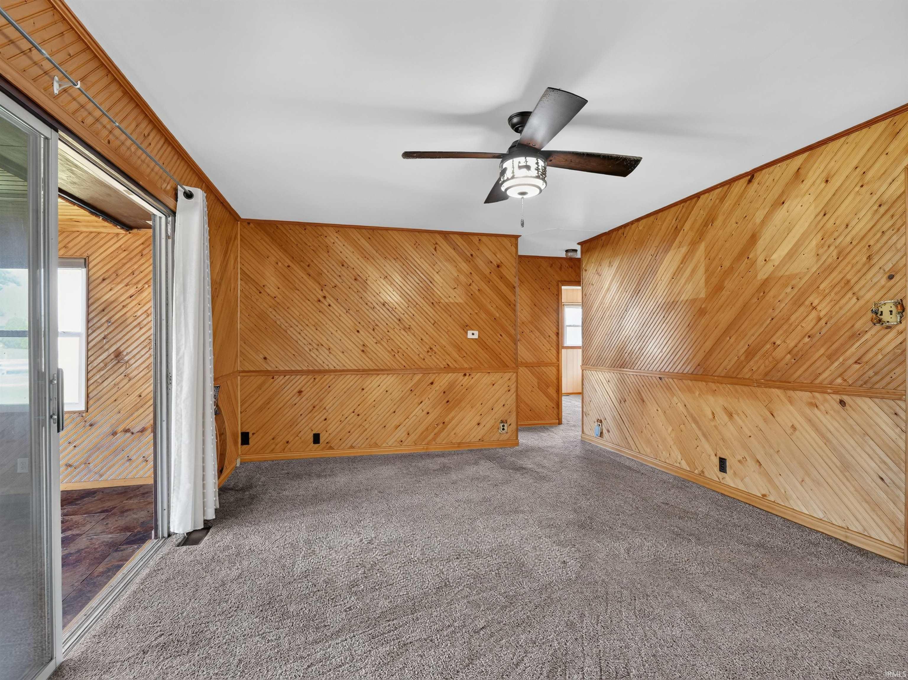 1913 Chapman Lake Drive Warsaw IN 46580