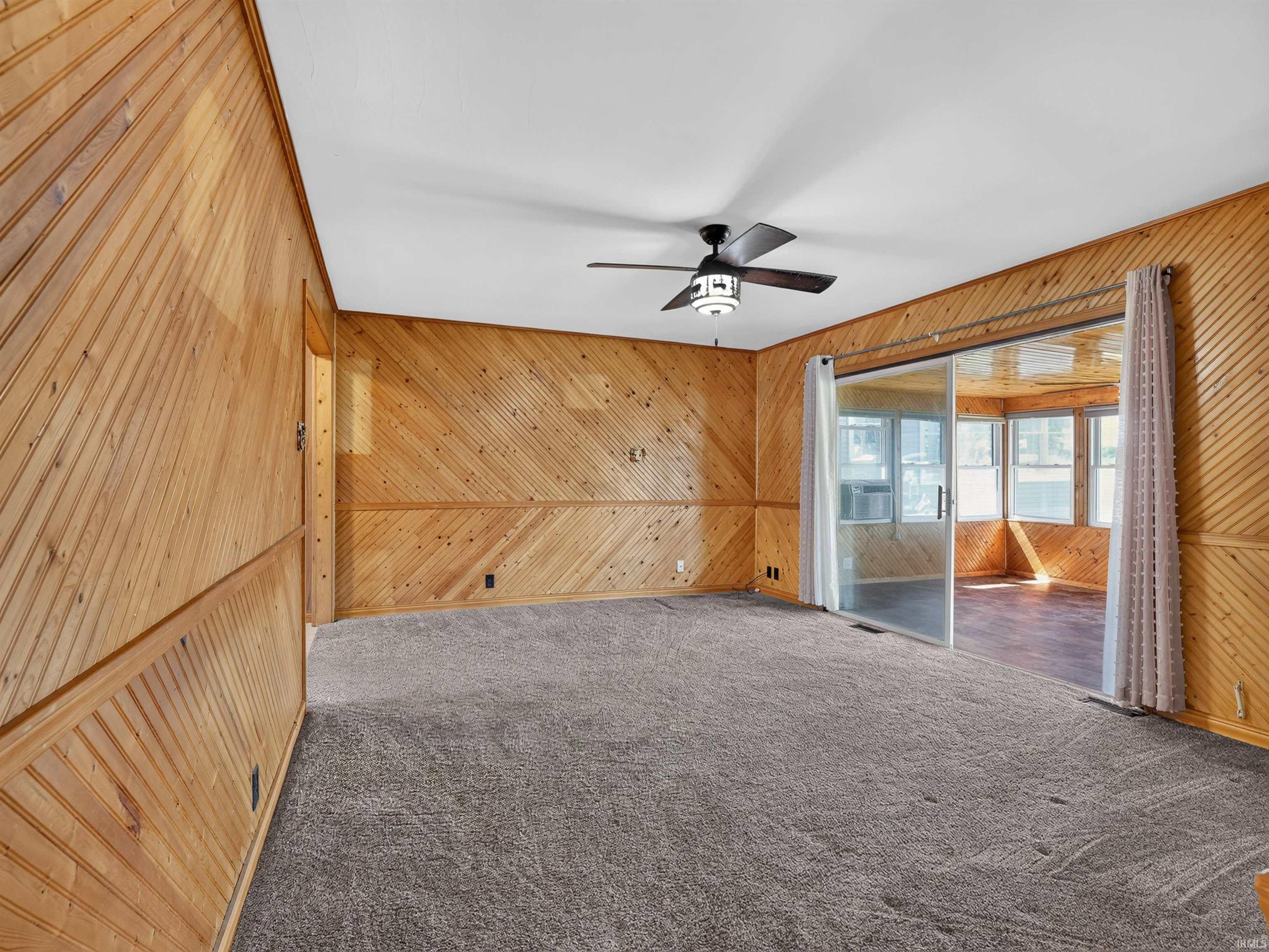 1913 Chapman Lake Drive Warsaw IN 46580