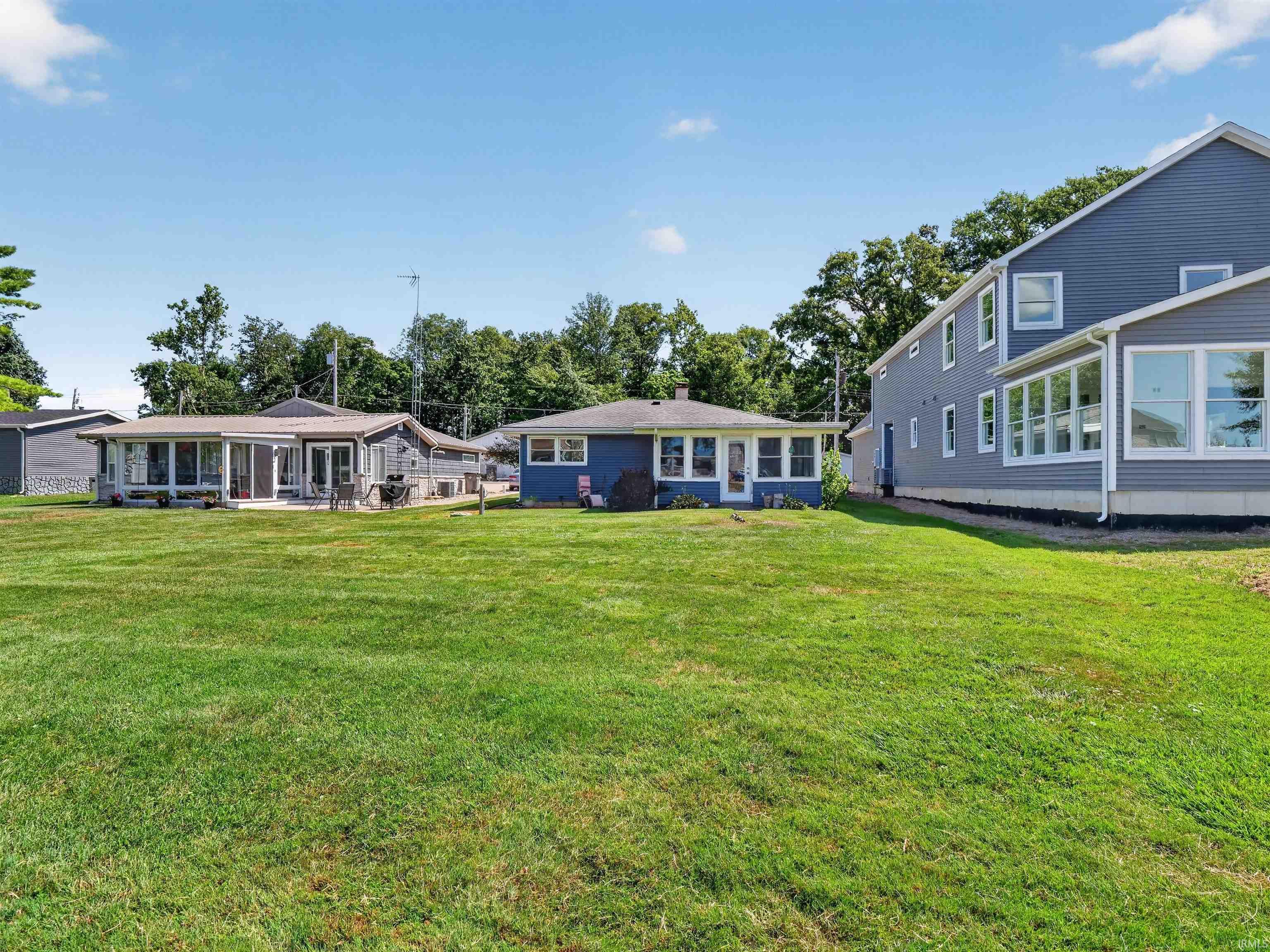 1913 Chapman Lake Drive Warsaw IN 46580
