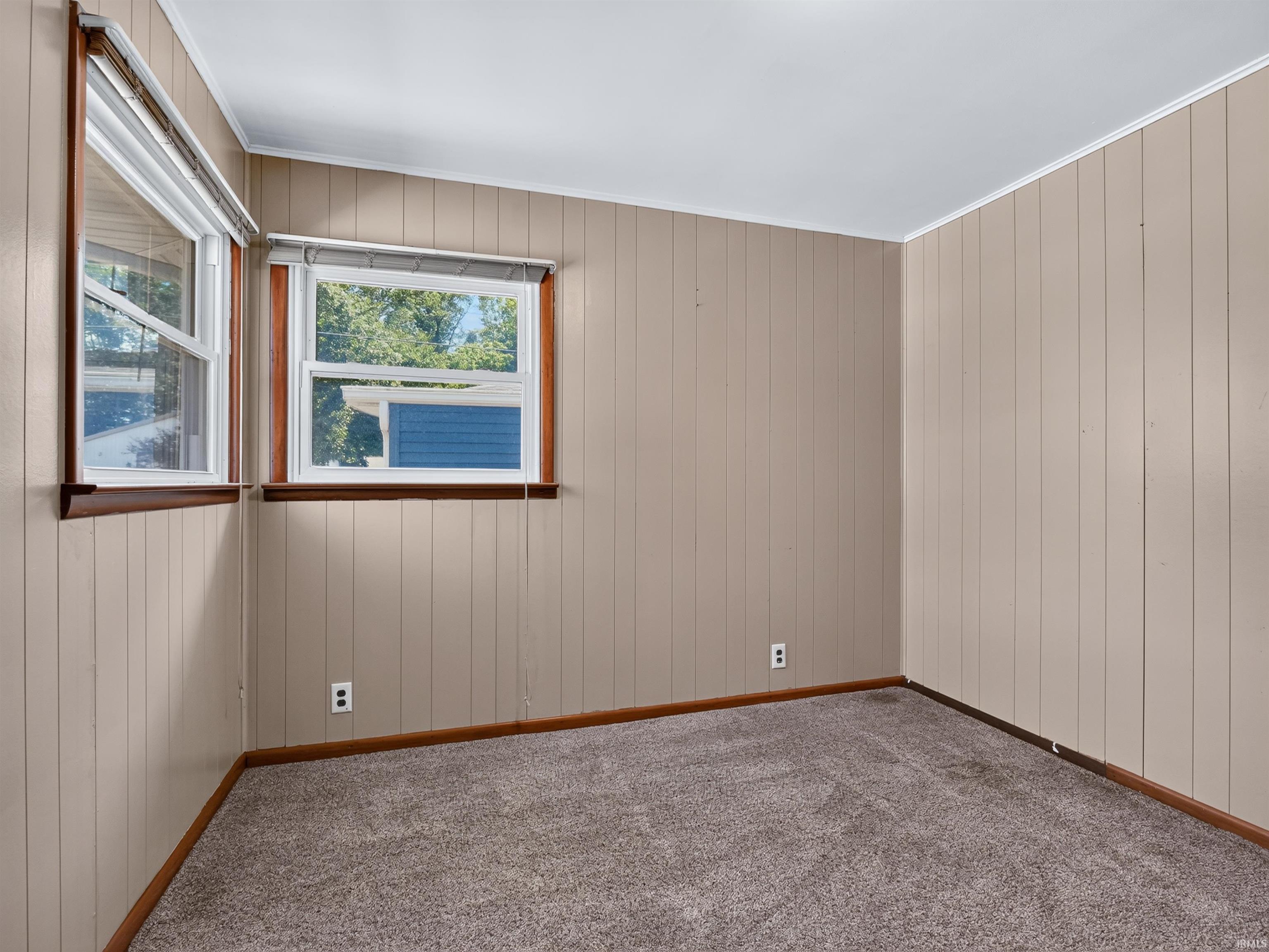 1913 Chapman Lake Drive Warsaw IN 46580