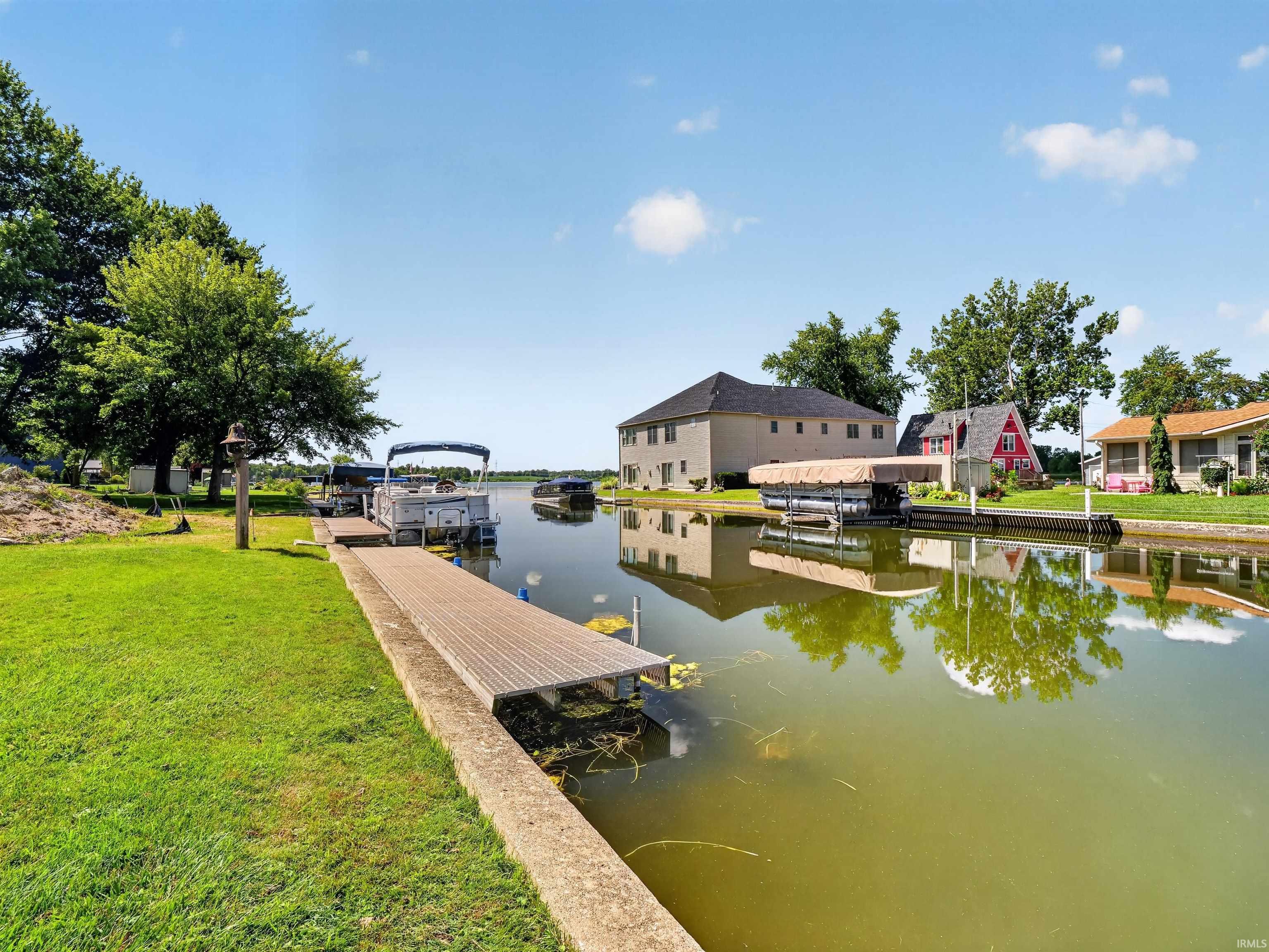 1913 Chapman Lake Drive Warsaw IN 46580