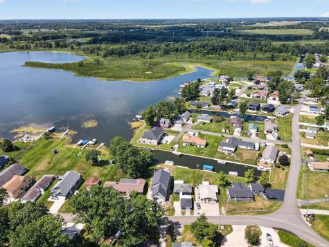 1913 Chapman Lake Drive Warsaw IN 46580