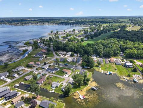 1913 Chapman Lake Drive Warsaw IN 46580
