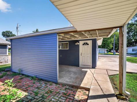 1913 Chapman Lake Drive Warsaw IN 46580