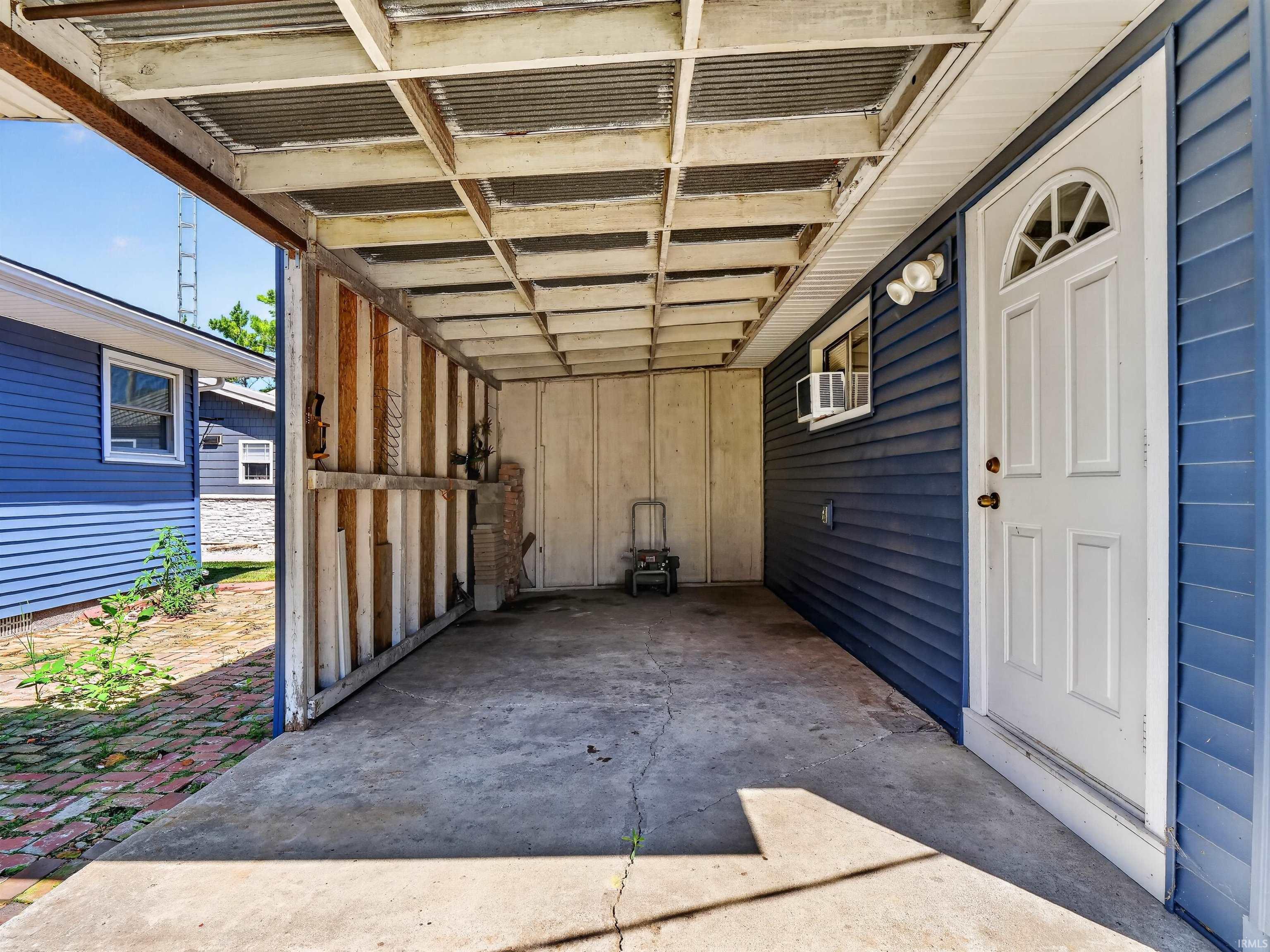 1913 Chapman Lake Drive Warsaw IN 46580