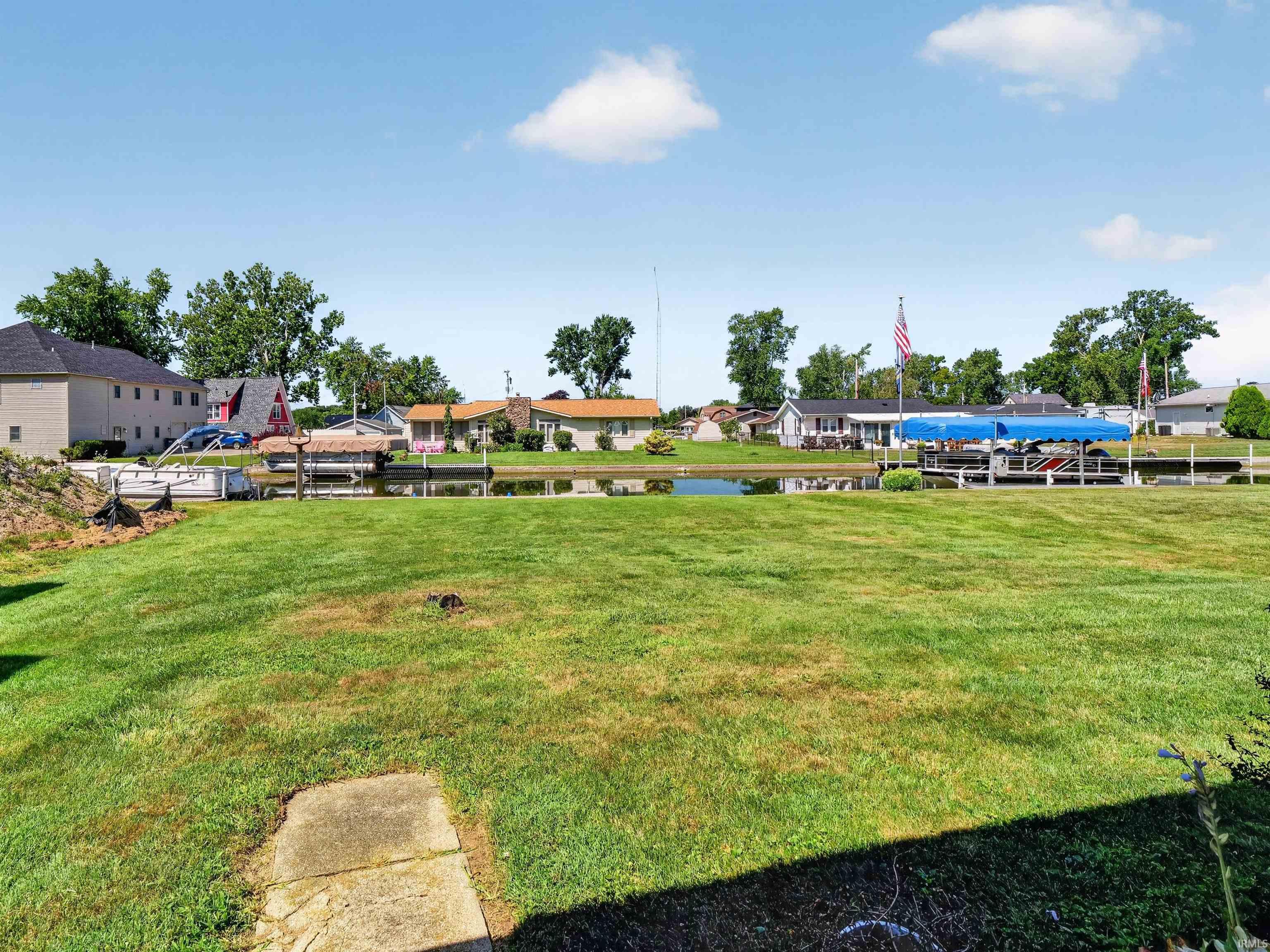 1913 Chapman Lake Drive Warsaw IN 46580
