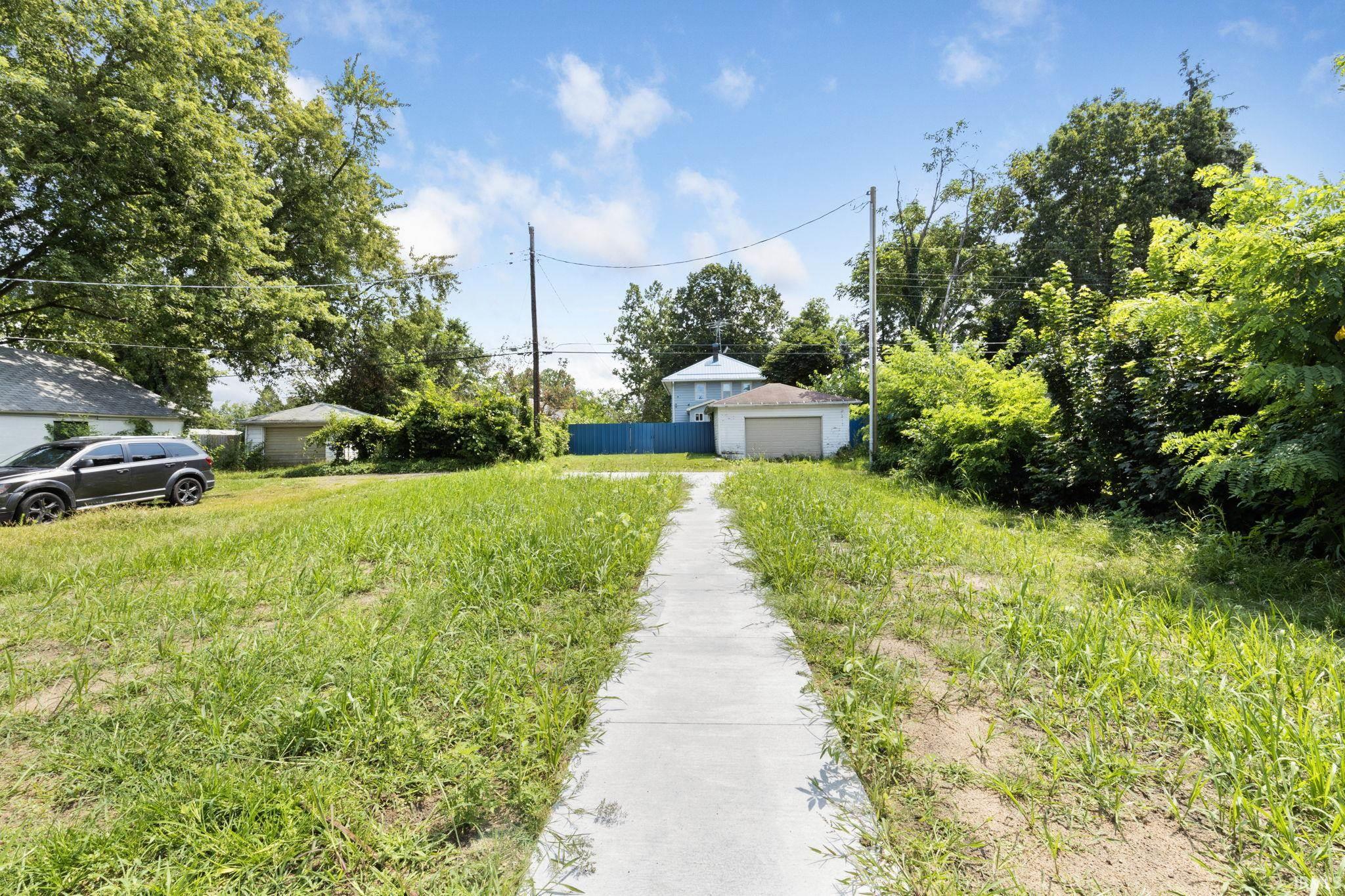 2204 Kemble Avenue South Bend IN 46613