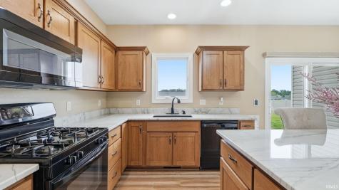 232 W Bay Bridge Court Columbia City IN 46725
