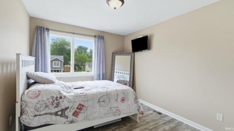 232 W Bay Bridge Court Columbia City IN 46725