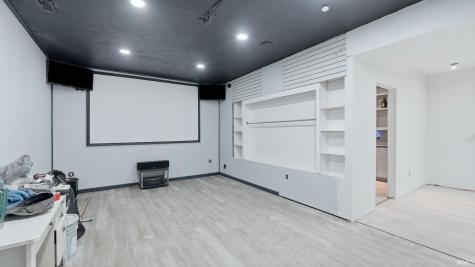 232 W Bay Bridge Court Columbia City IN 46725