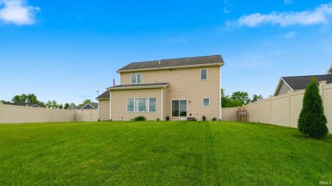 232 W Bay Bridge Court Columbia City IN 46725