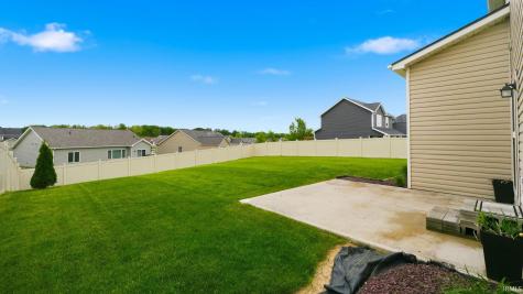 232 W Bay Bridge Court Columbia City IN 46725