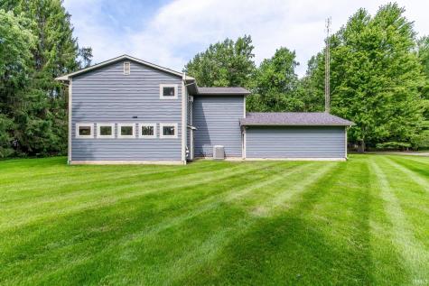 2344 S Old Ditch Road Warsaw IN 46580