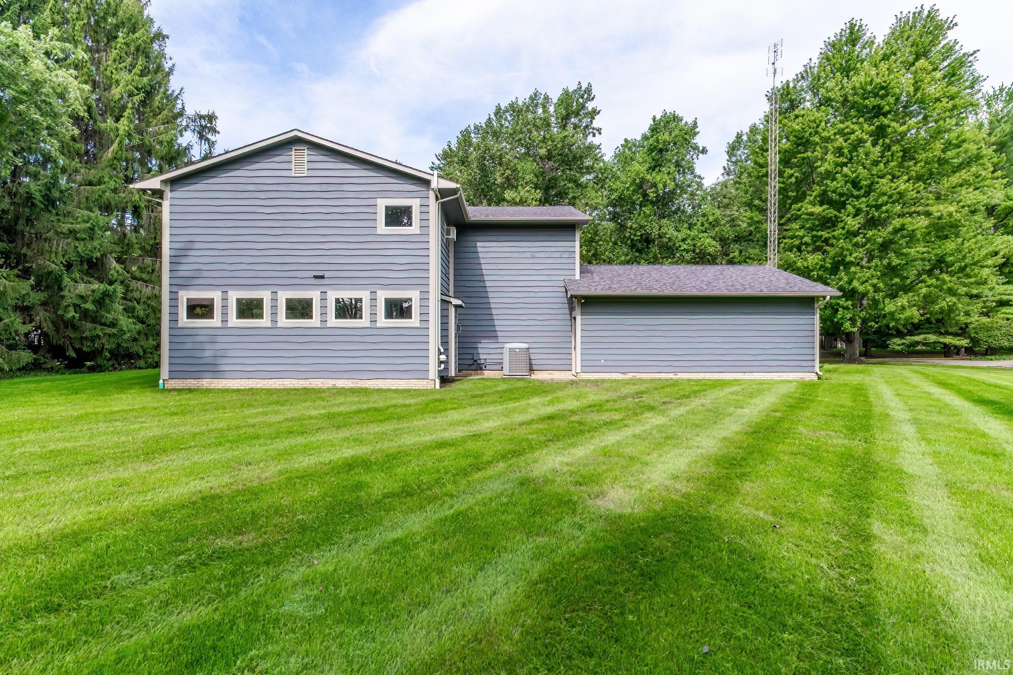 2344 S Old Ditch Road Warsaw IN 46580