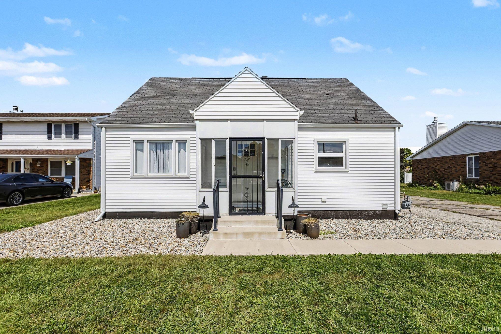 610 W 15th Street Mishawaka IN 46544