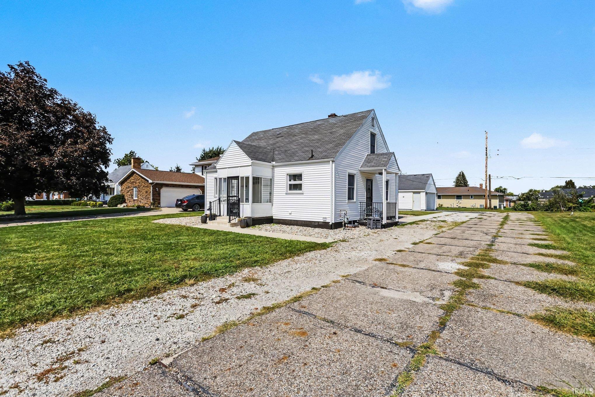 610 W 15th Street Mishawaka IN 46544