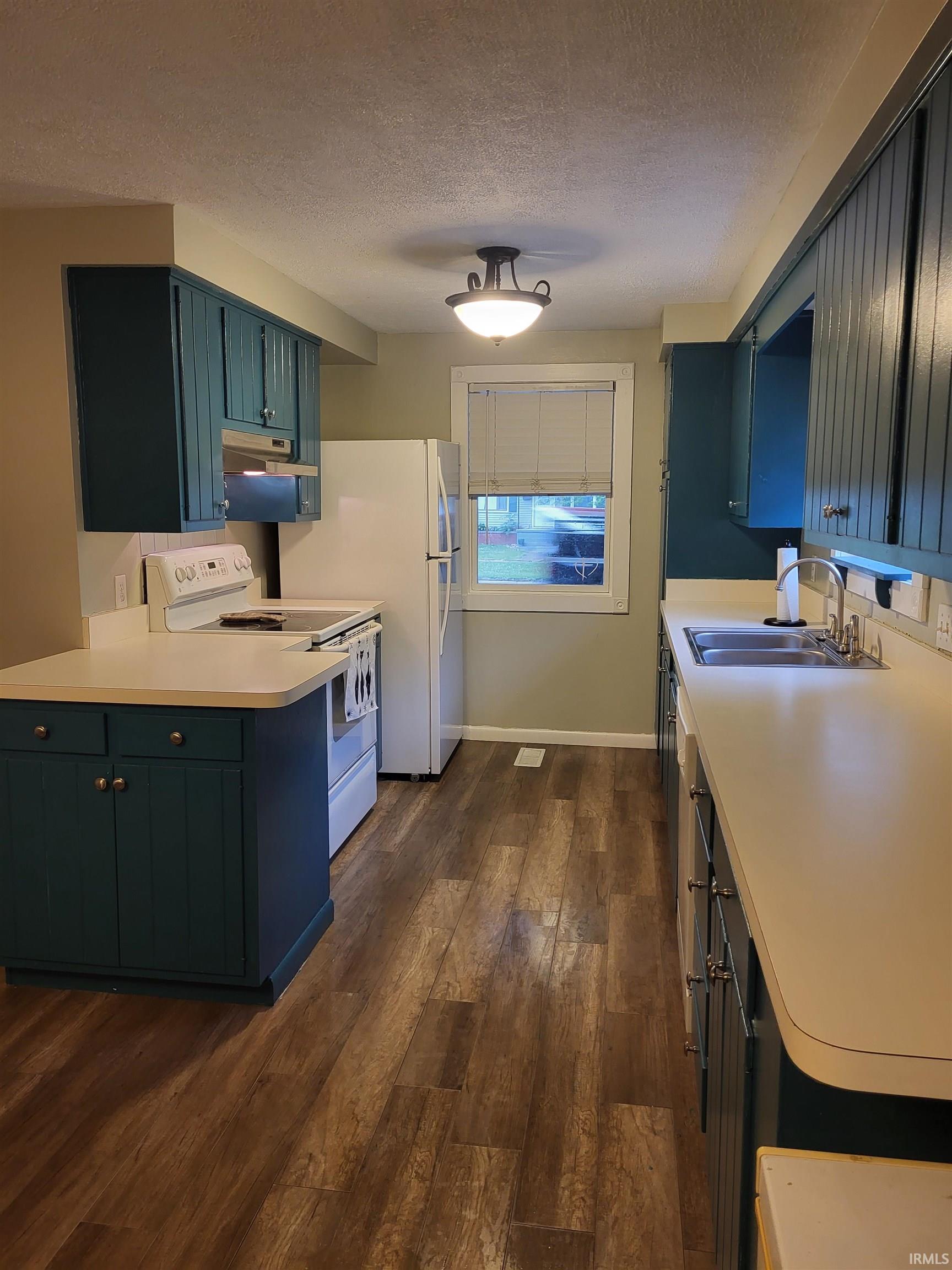 706 S Main Street Nappanee IN 46550