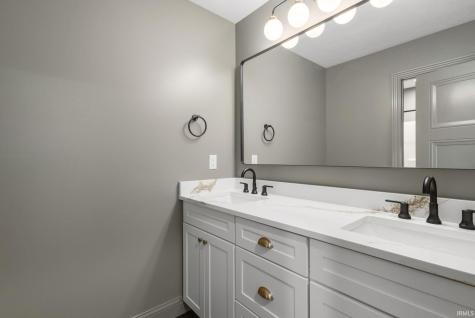 55751 Wood Duck Court New Carlisle IN 46552