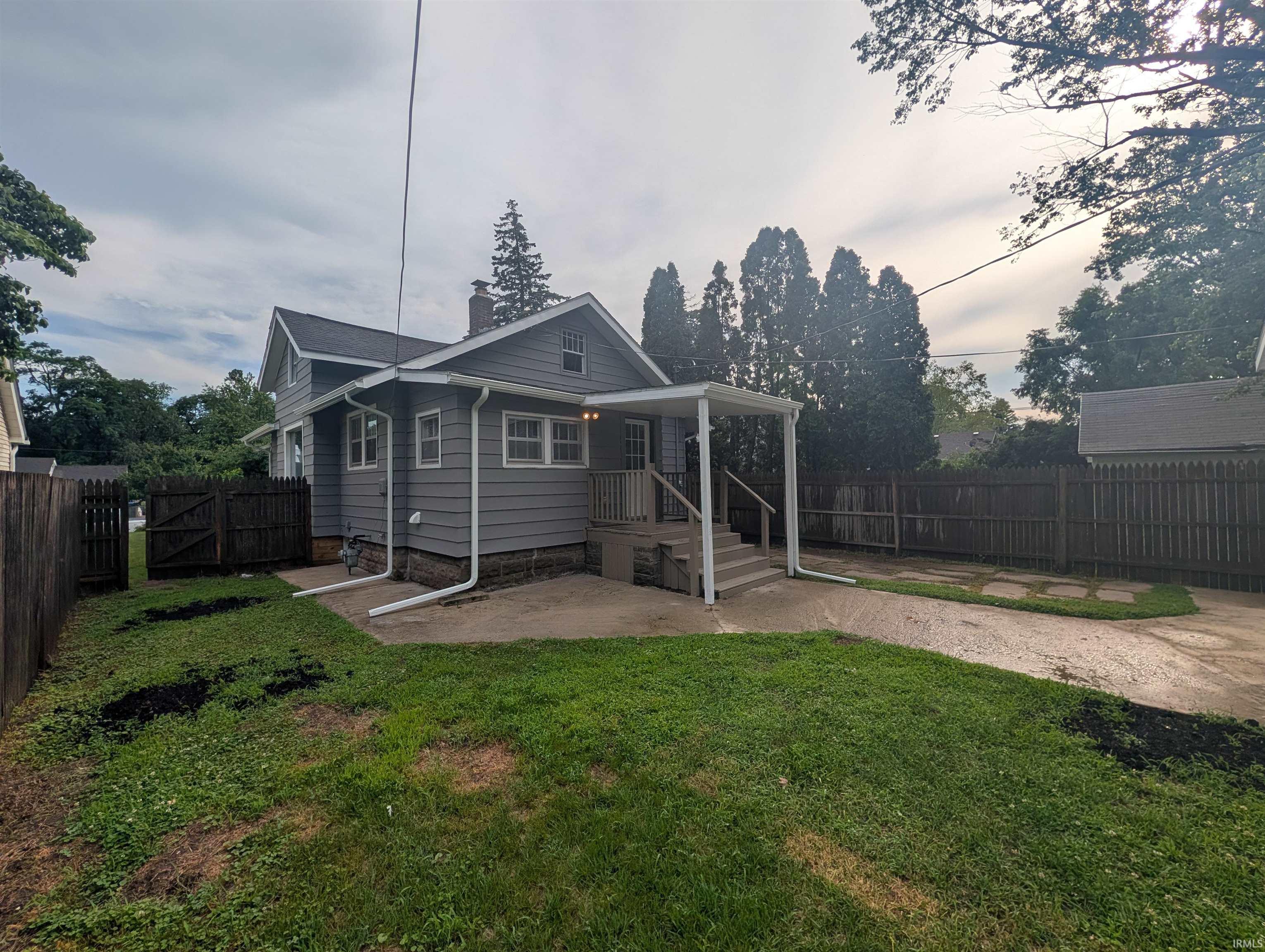 1310 Woodward Avenue Elkhart IN 46514