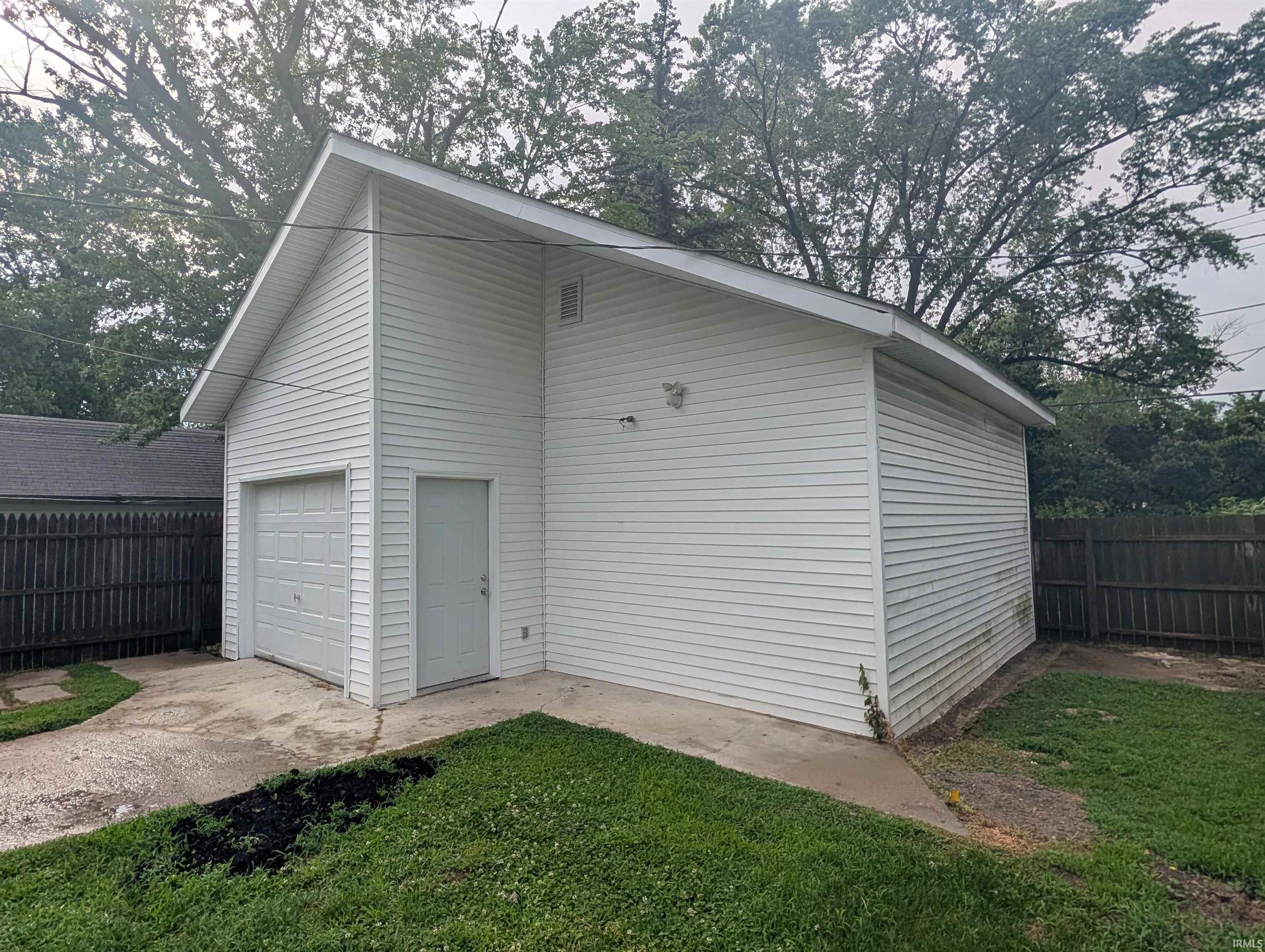 1310 Woodward Avenue Elkhart IN 46514