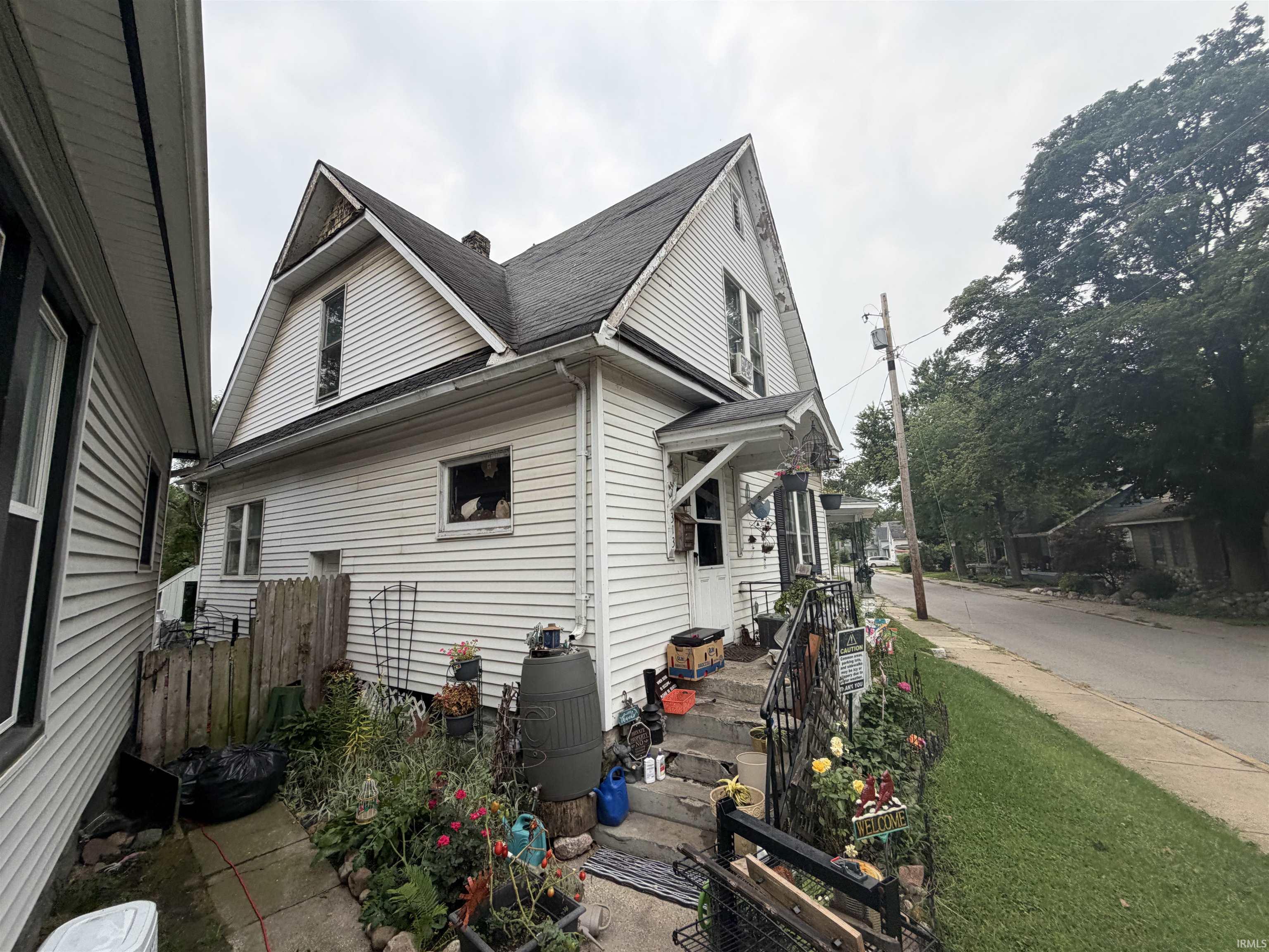 313 S Shore Avenue Elkhart IN 46516
