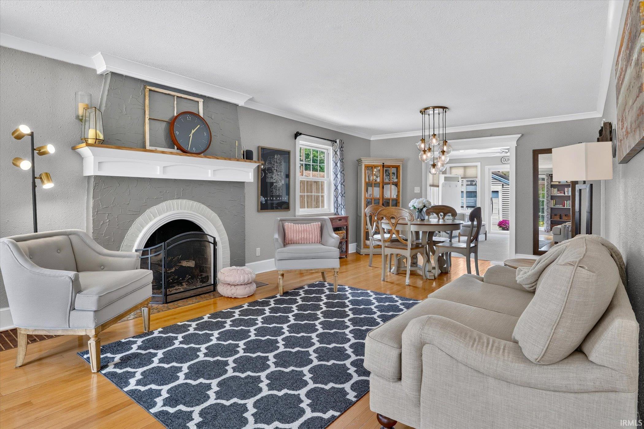 1727 Sunnymede Avenue South Bend IN 46615
