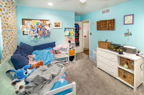 5901 Foxboro Lane Evansville IN 47710