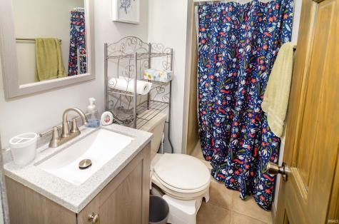 5901 Foxboro Lane Evansville IN 47710