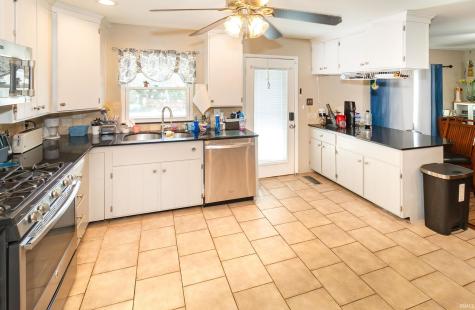 5901 Foxboro Lane Evansville IN 47710