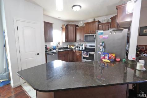 1332 Breezy Creek Drive Evansville IN 47720
