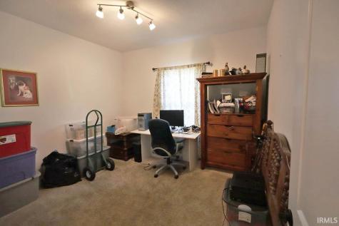 1332 Breezy Creek Drive Evansville IN 47720