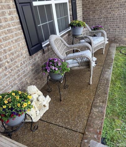 1332 Breezy Creek Drive Evansville IN 47720