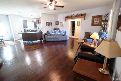 1332 Breezy Creek Drive Evansville IN 47720