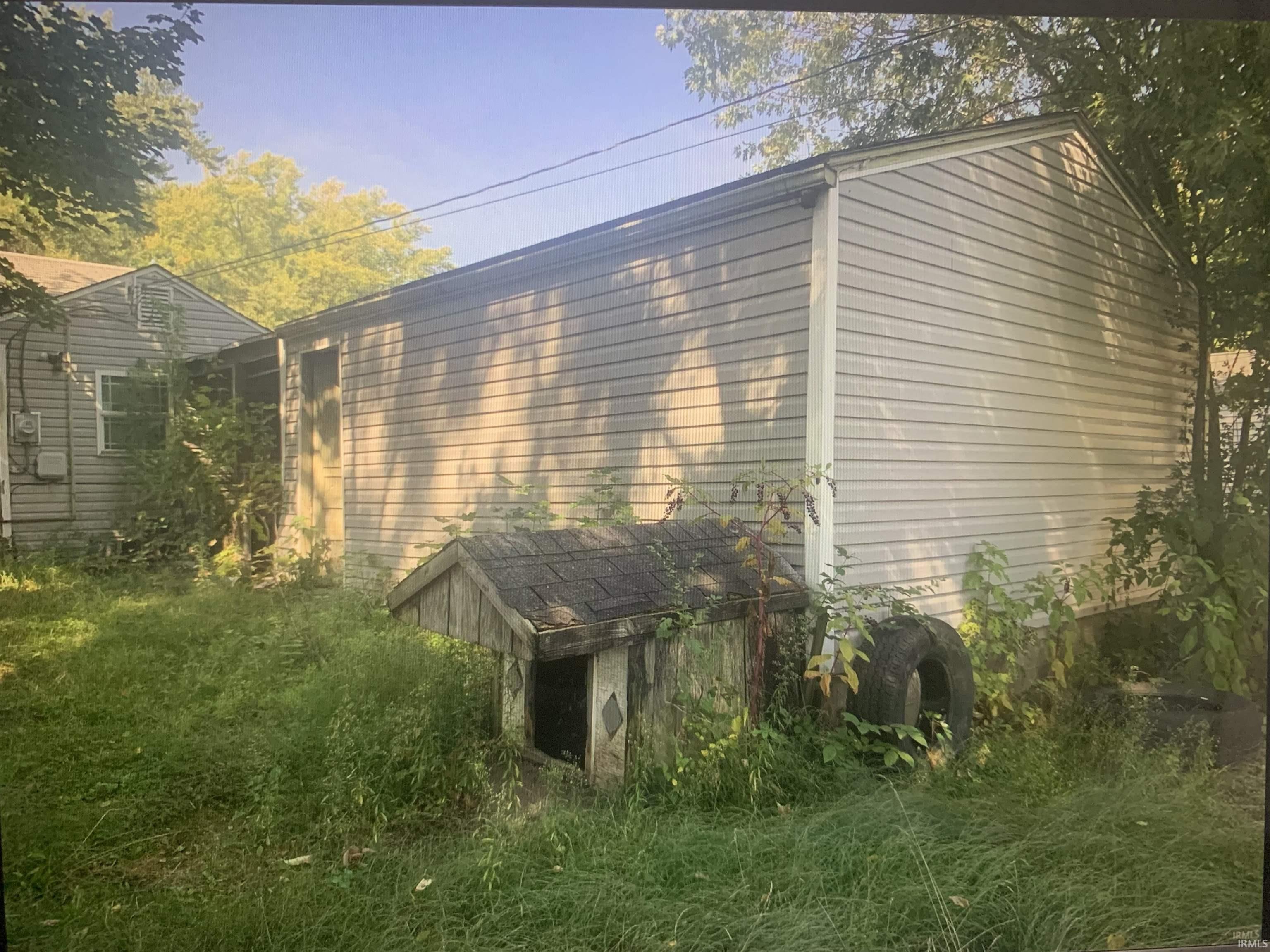 1942 N Johnson Street South Bend IN 46628
