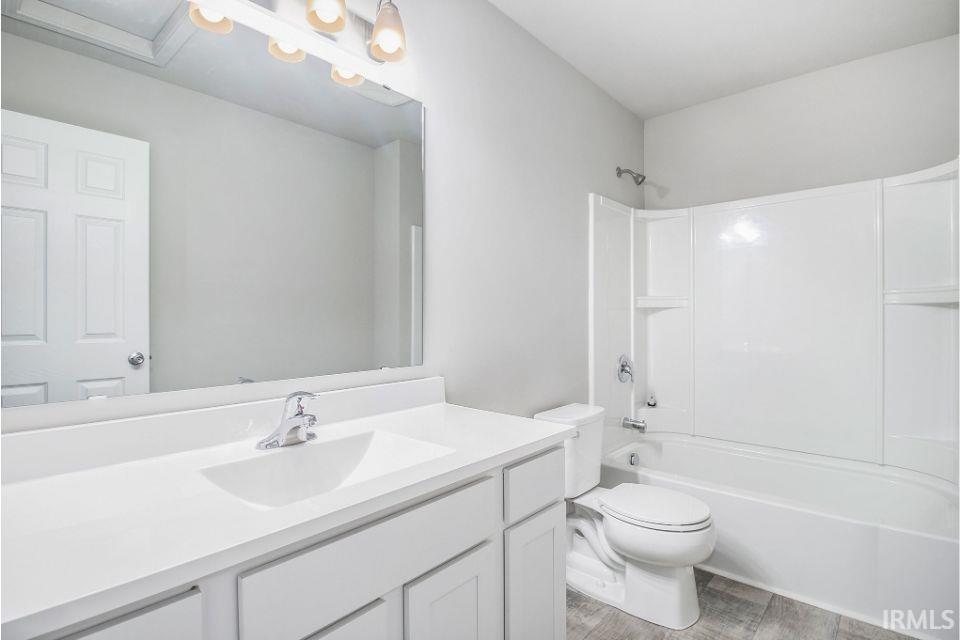 3312 Falling Oak Drive Mishawaka IN 46544
