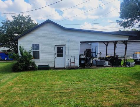 207 E George Street Washington IN 47501