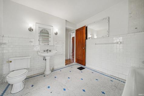 1408 Marquette Boulevard South Bend IN 46617