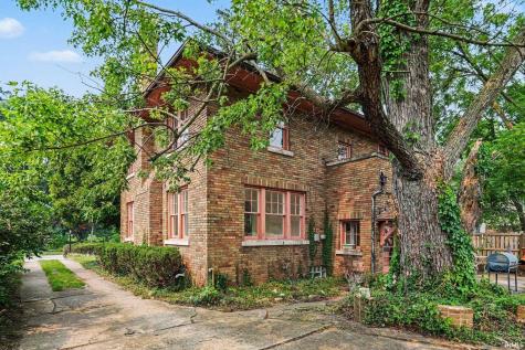1408 Marquette Boulevard South Bend IN 46617