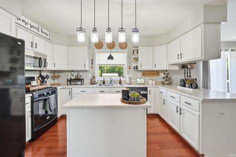 1766 E State Road 14 Silver Lake IN 46982