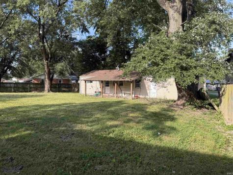 1708 S Irvington Drive Yorktown IN 47396