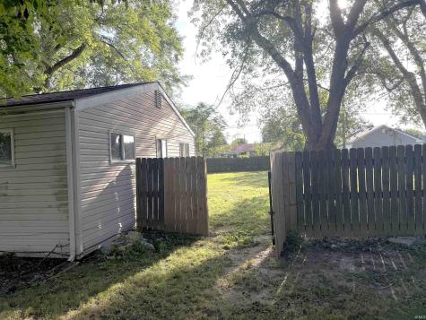 1708 S Irvington Drive Yorktown IN 47396