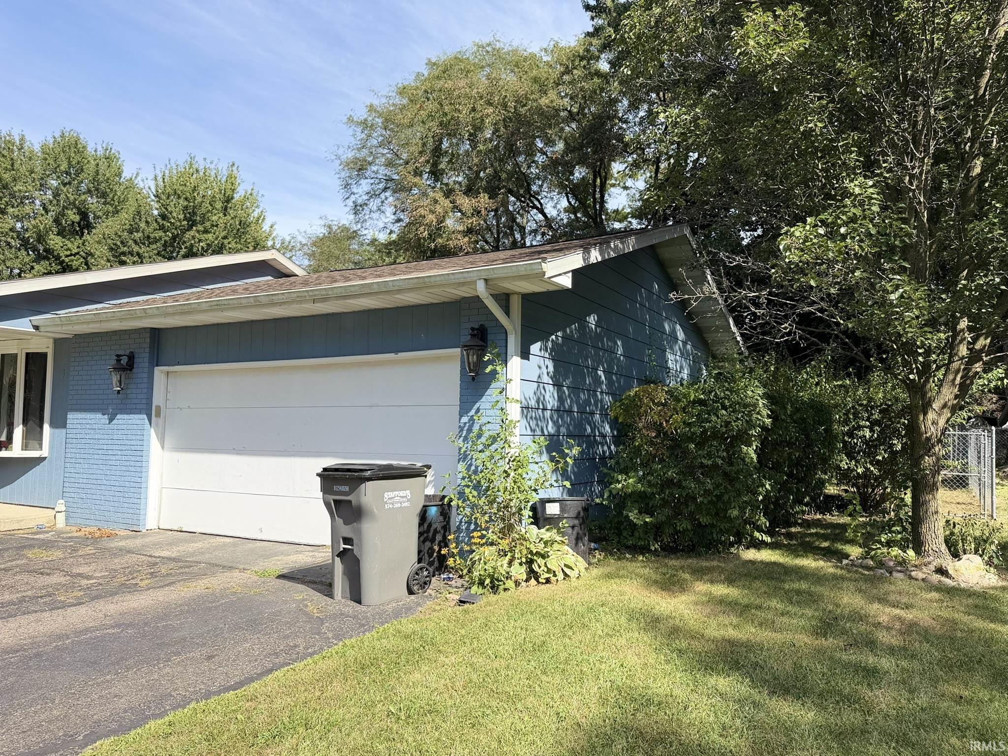 2006 E Wade Road Warsaw IN 46580