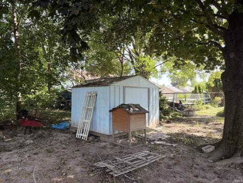 2006 E Wade Road Warsaw IN 46580
