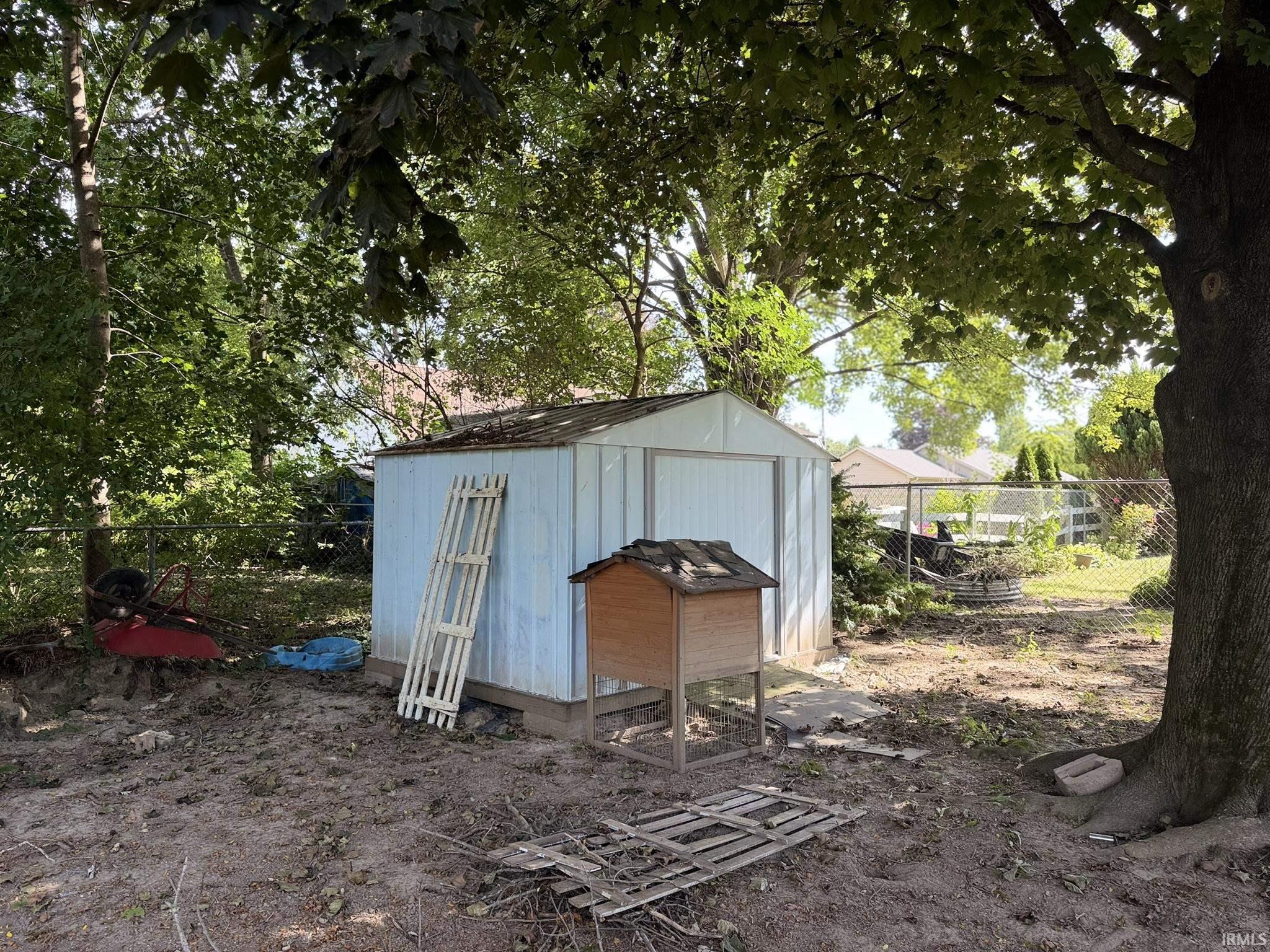 2006 E Wade Road Warsaw IN 46580