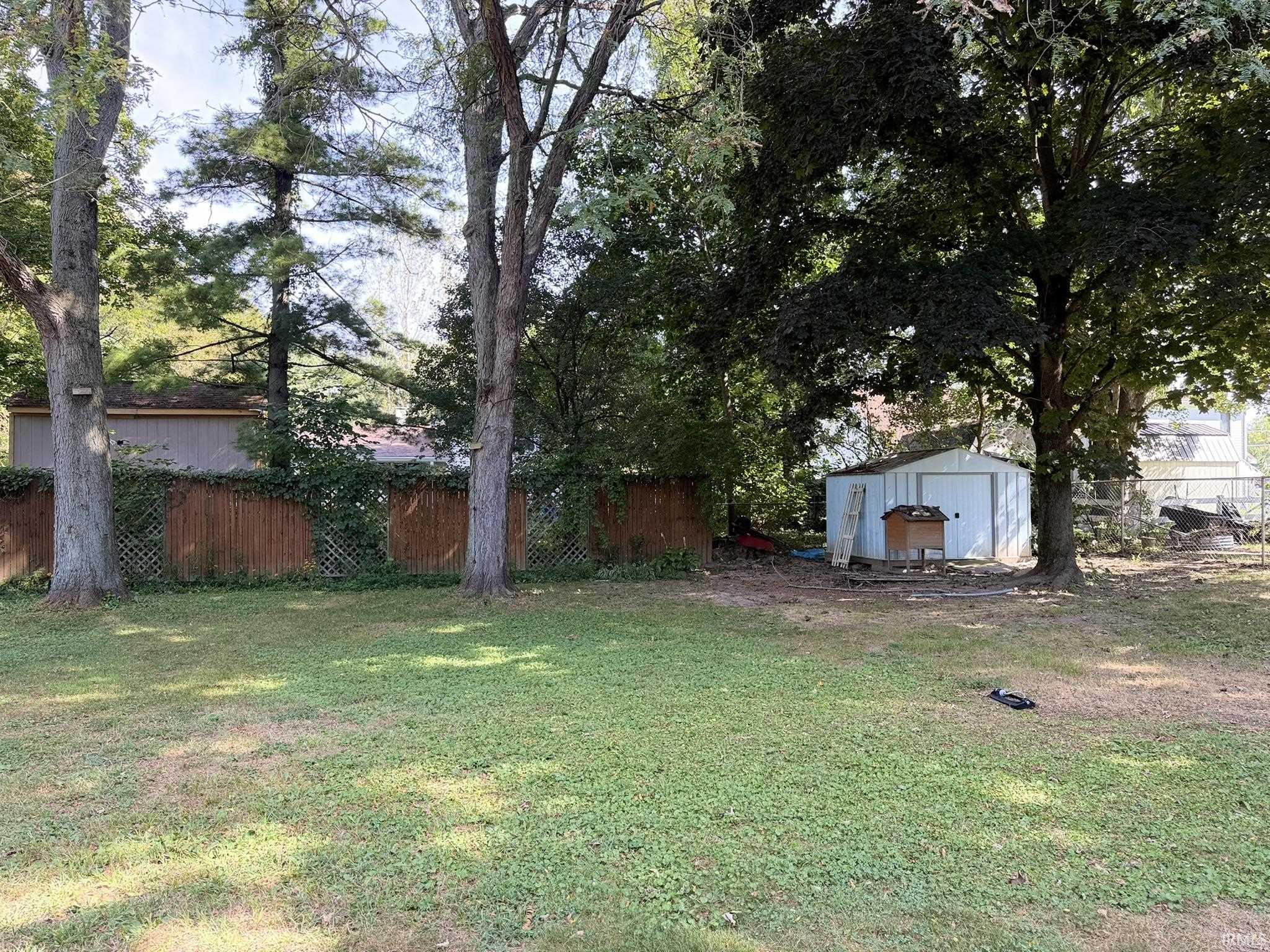 2006 E Wade Road Warsaw IN 46580