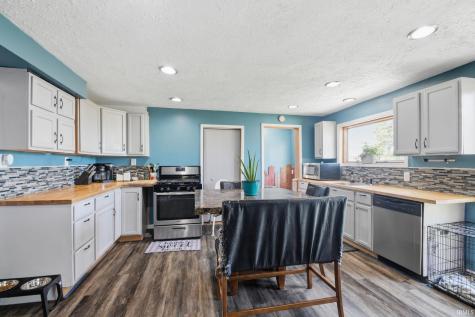 2058 E State Road 26 Road Frankfort IN 46041