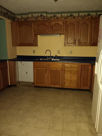 100 E Village Drive Sullivan IN 47882