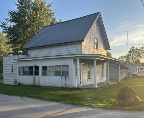 105 W Commerce Street Macy IN 46951