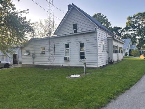 105 W Commerce Street Macy IN 46951