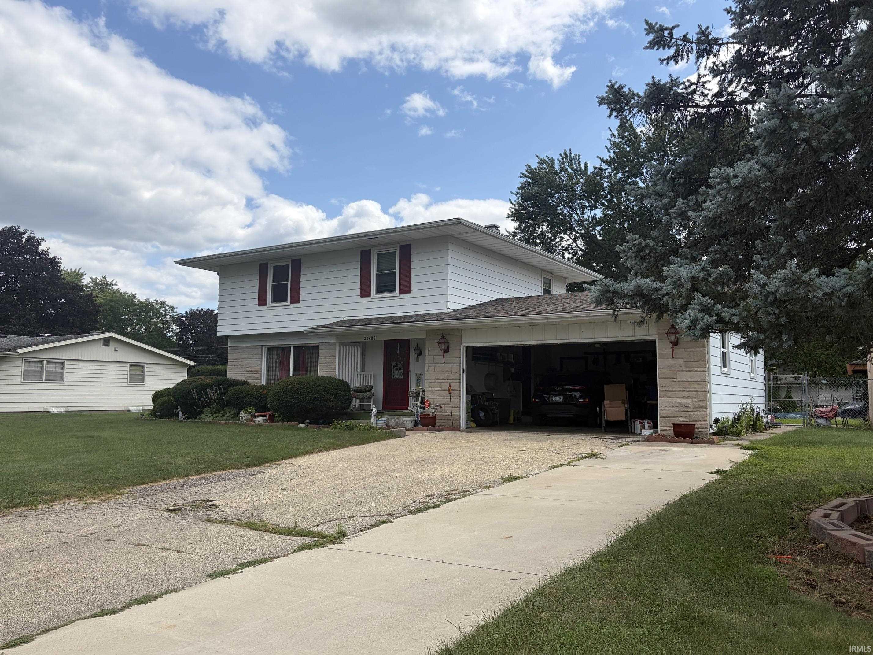 24488 Elmhurst Drive Elkhart IN 46517